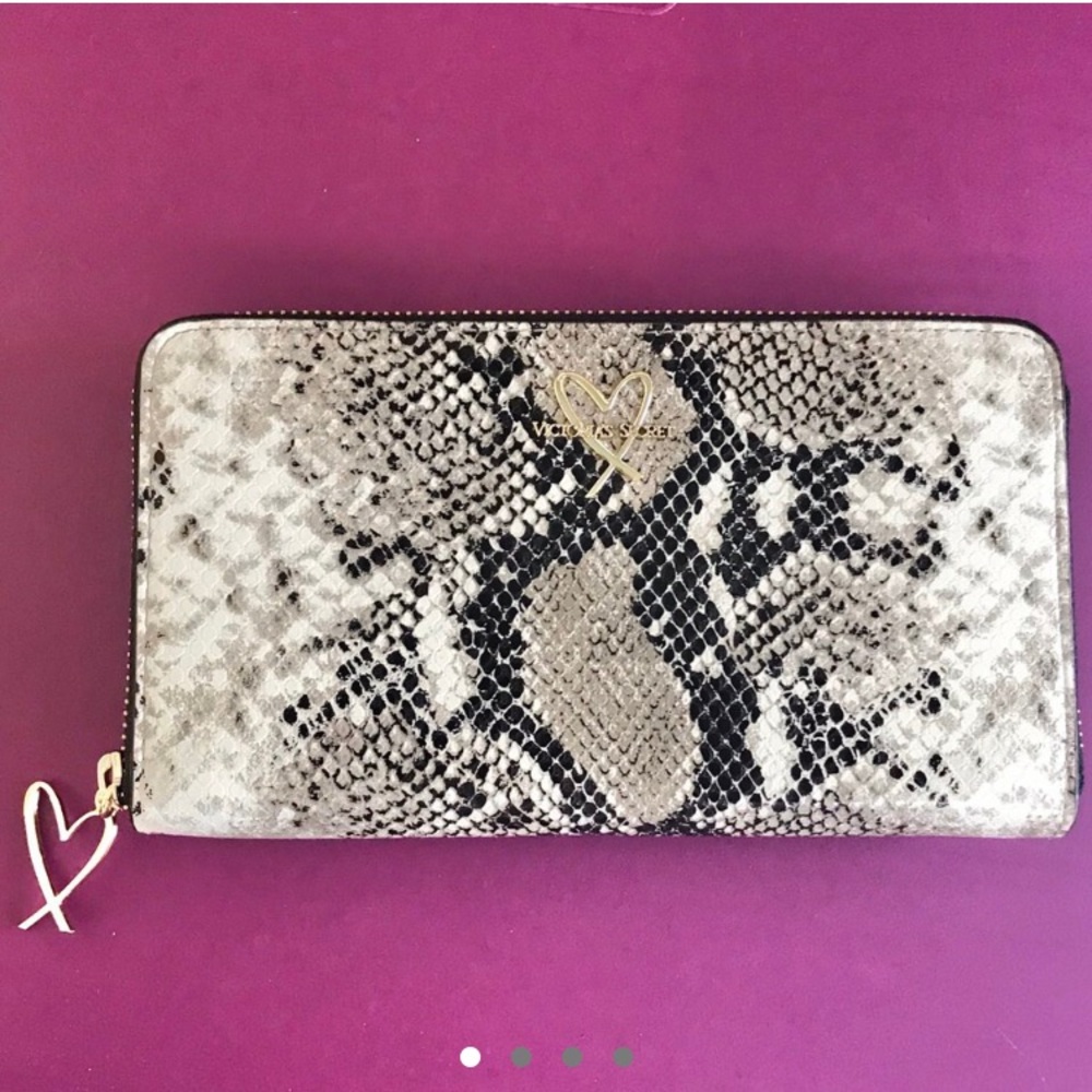 Victoria Secret Snake Wallet